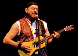 Veja os preços para o show que Ian Anderson fará no dia 14 de maio ...