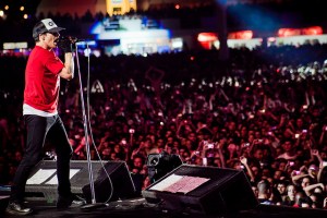 Set list, fotos e vídeos dos shows do Red Hot Chili Peppers em SP ...