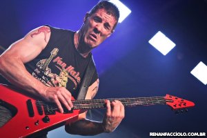 Annihilator em São Paulo: Jeff Waters - Foto: Renan Facciolo, em cortesia ao Roque Reverso