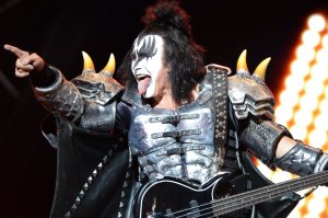 kiss6