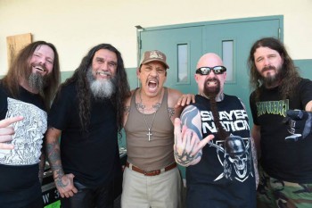 Slayer e o ator Danny Trejo - Foto: Divulgação