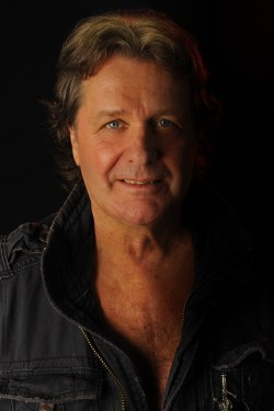 John Wetton - Foto: Divulgação