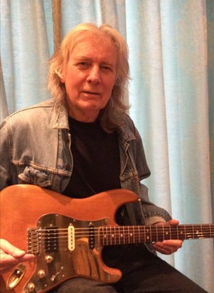 “Fast” Eddie Clarke - Foto: Divulgação Facebook